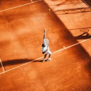 Co jest potrzebne na pierwszy trening tenisa ziemnego?